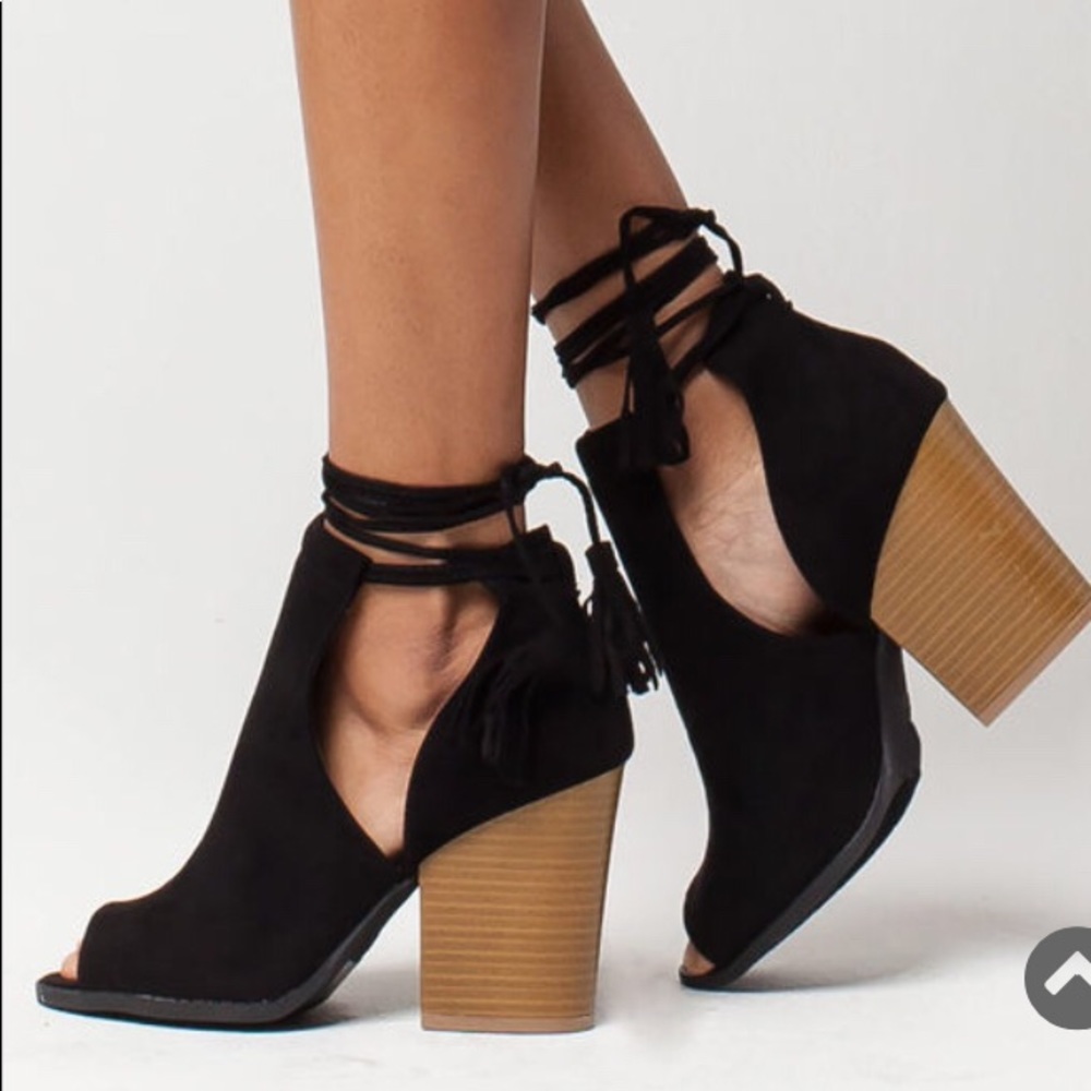 Open toed hells great for fall or spring !